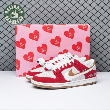 Nike Dunk Low SE Merry Christmas DO9457-112 Size 36-47.5